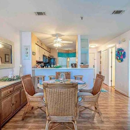 Lovely 2-Bedroom Condo With Pool 默特尔比奇 外观 照片